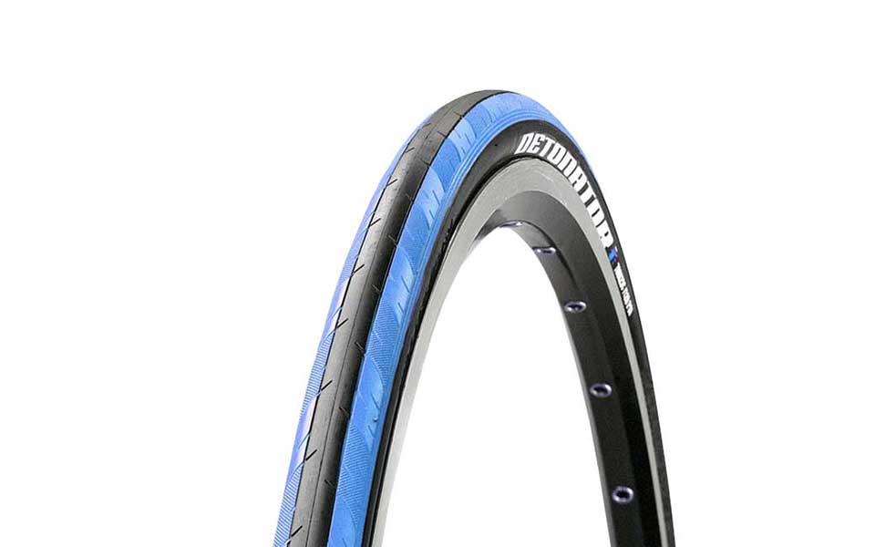 PNEU MAXXIS DETONATOR | 700x23C | ARAMIDA PRETO/AZUL